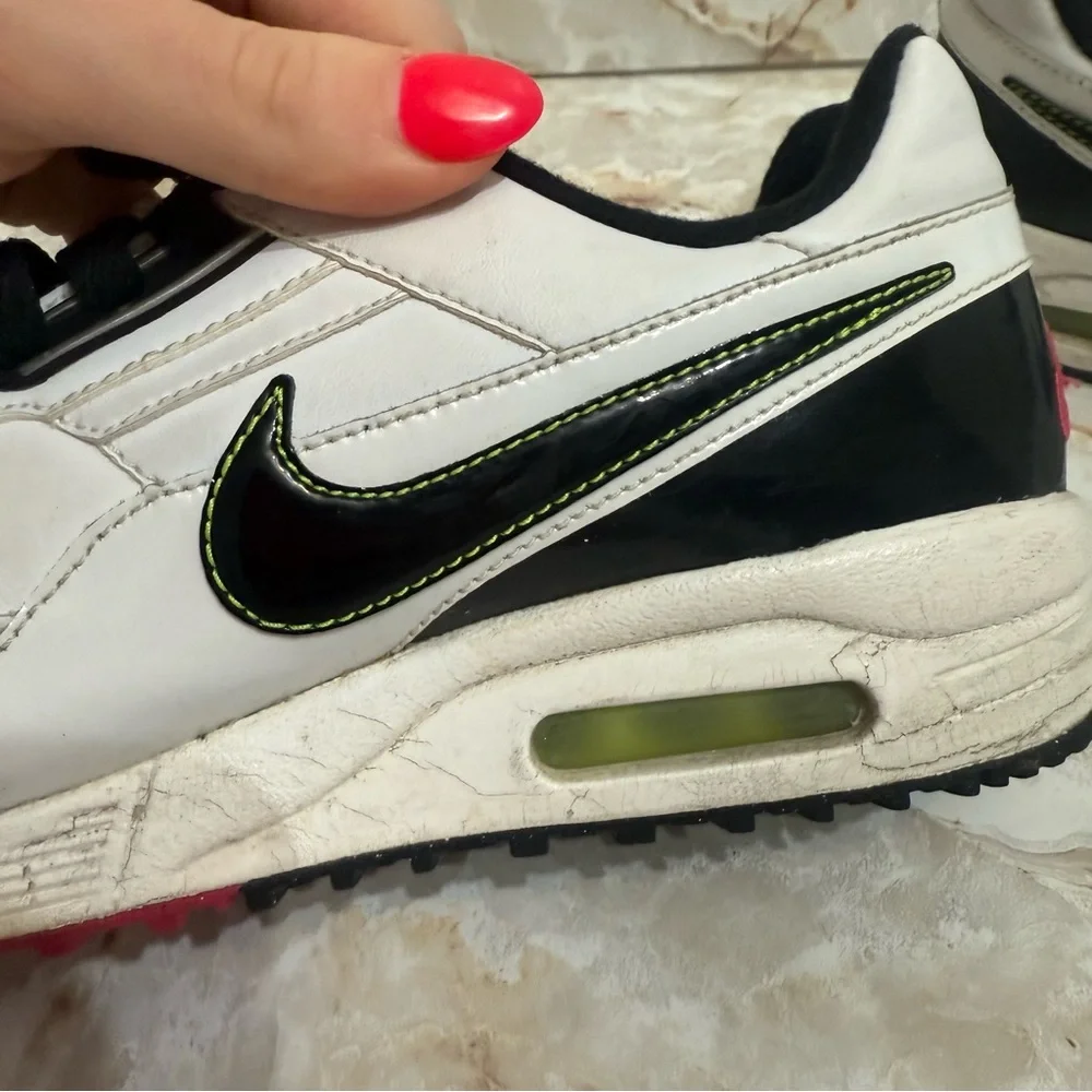 Kids‎ Nike Air Max Tennis Shoes size 4Y